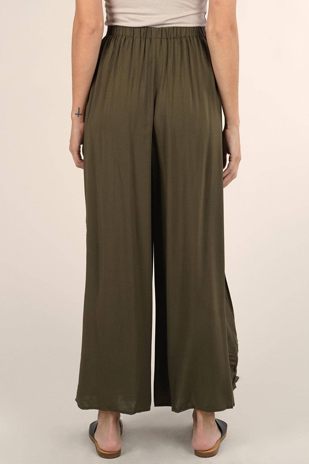 Lovestitch - Boho Beach Light Weight Wrap Pant: S / Off White $60