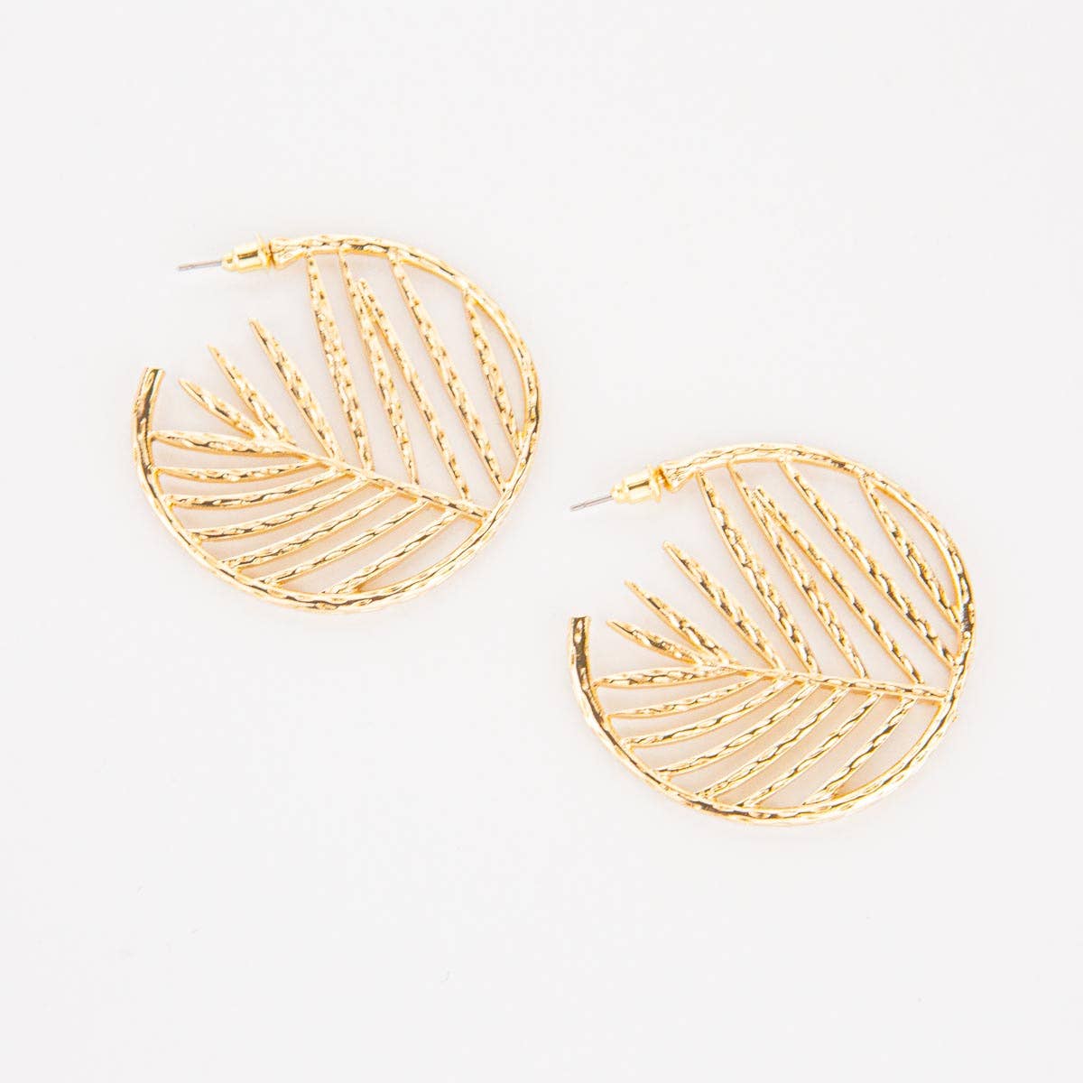 The Royal Standard - Majesty Palm Hoop Earrings   Gold   1.75"