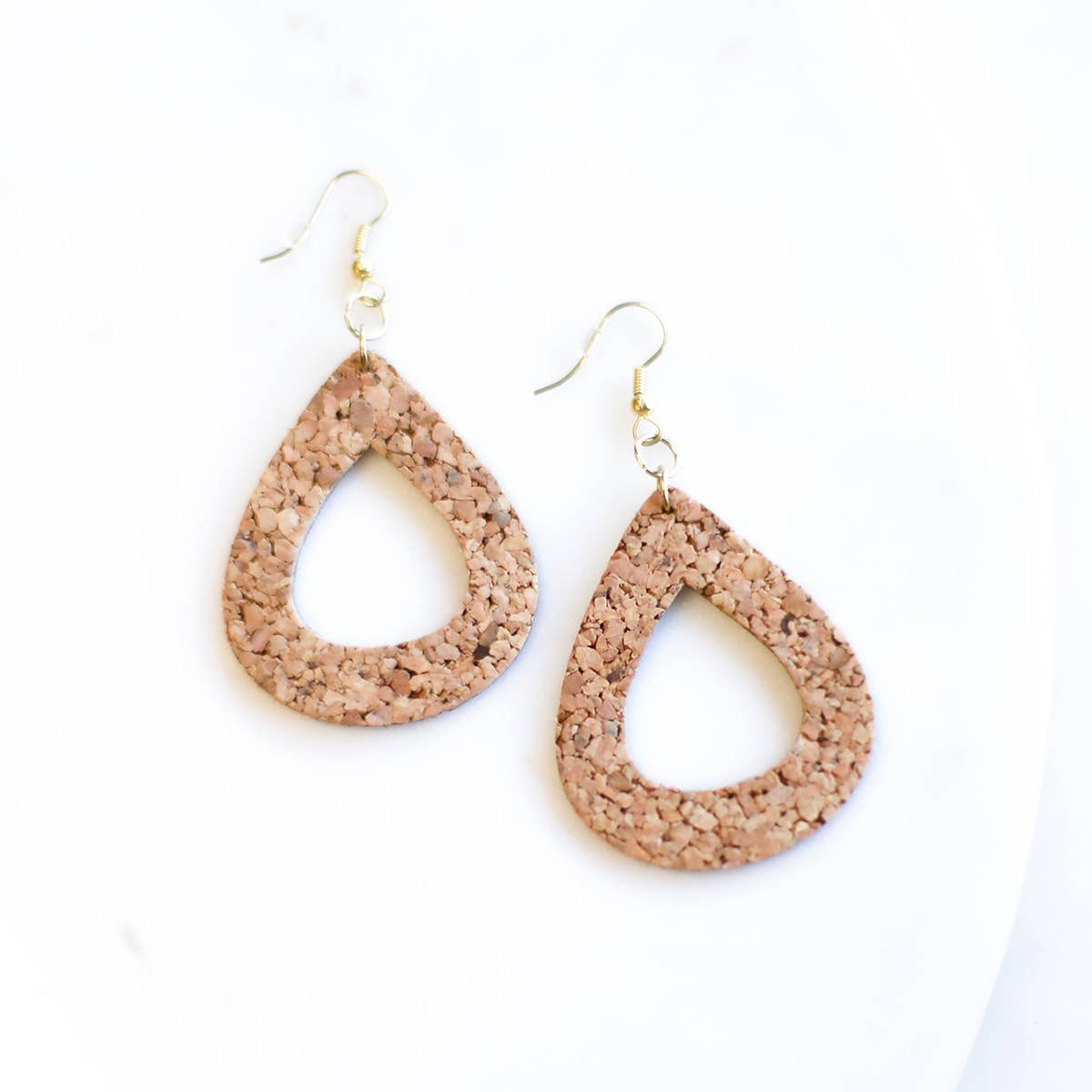 The Royal Standard - Caicos Cork Earrings   Tan/Gold   1.75"