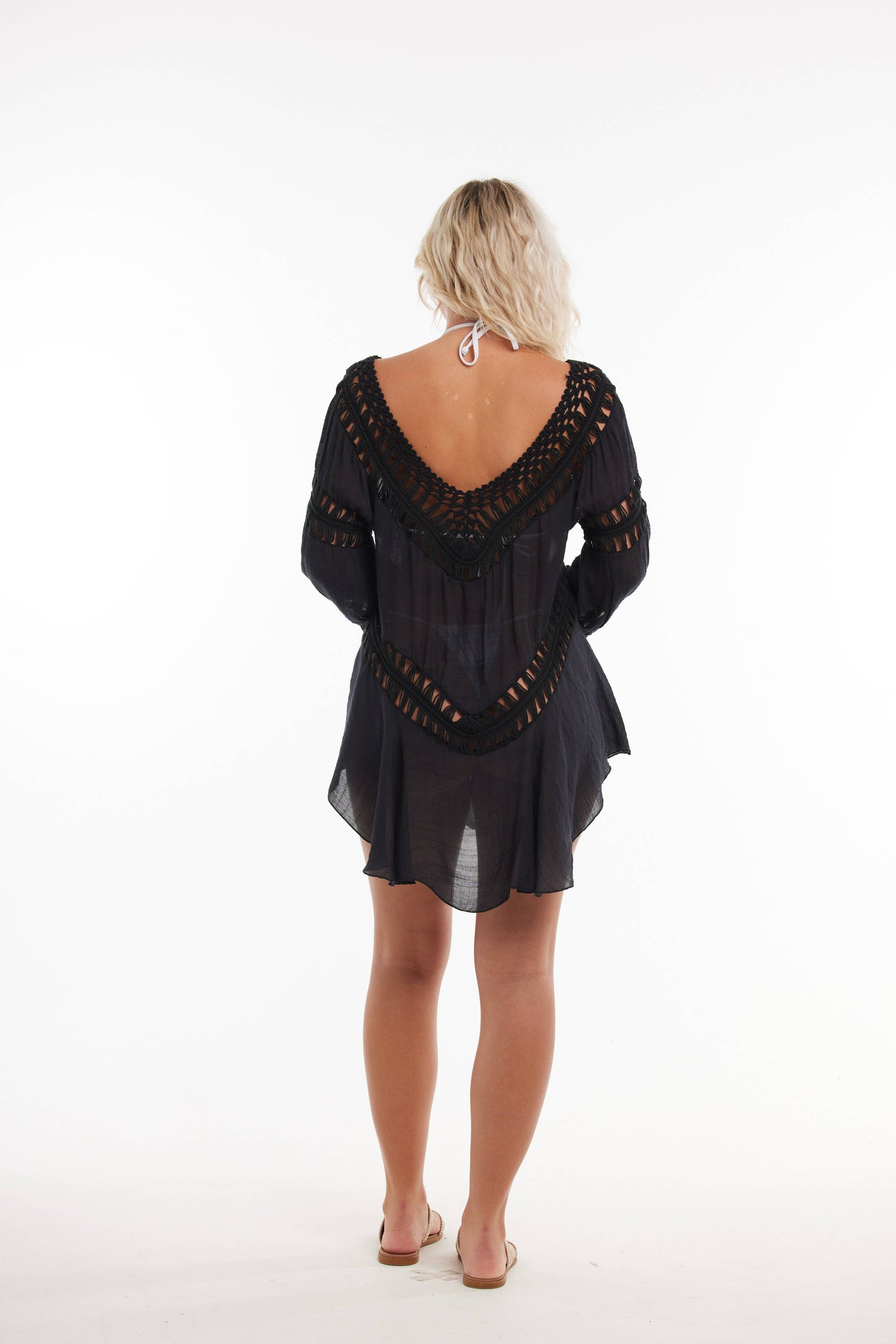 La Class - Hand-made Crochet Cover-up Tunic: Small / White