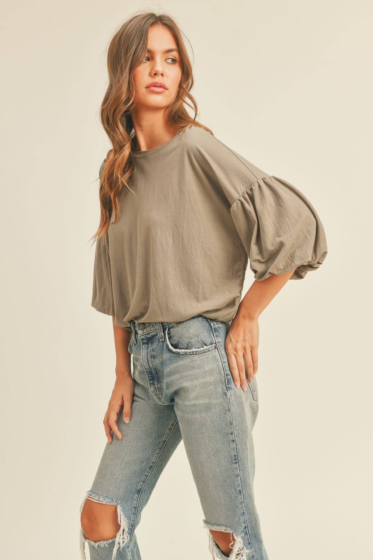 MMT1059 BUBBLE SLEEVE RAYON TOP: M / STONE $48.00