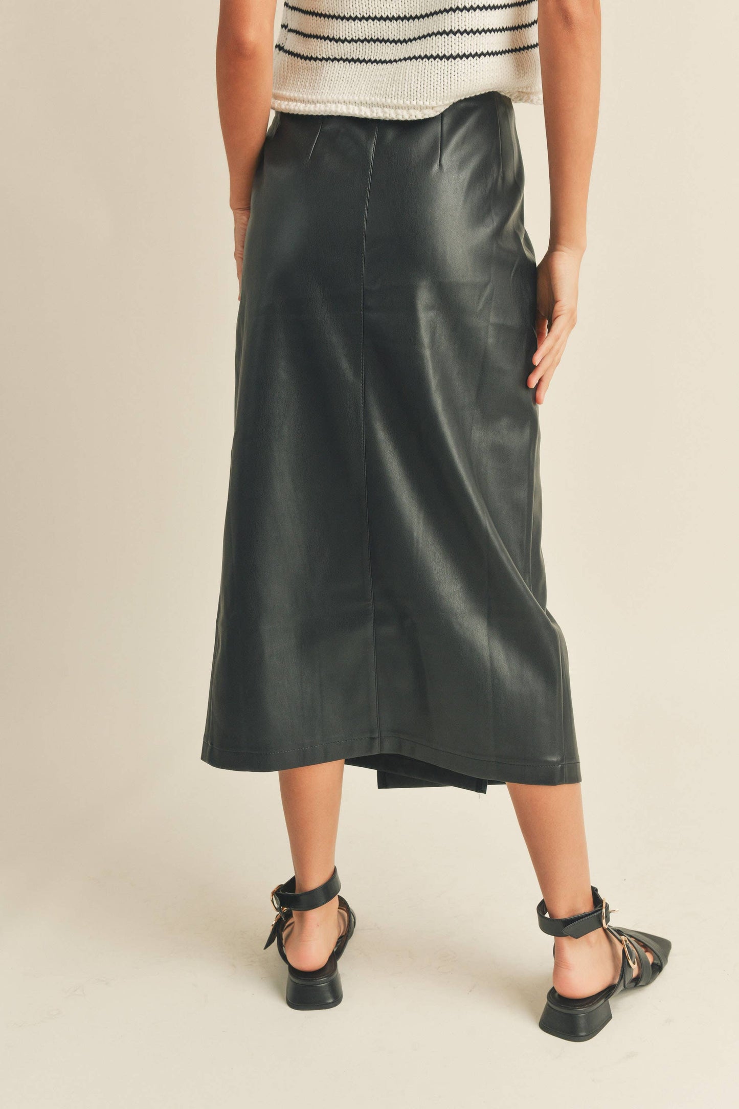 S1527   PLEATHER WRAP SKIRT: S / BLACK $75.00