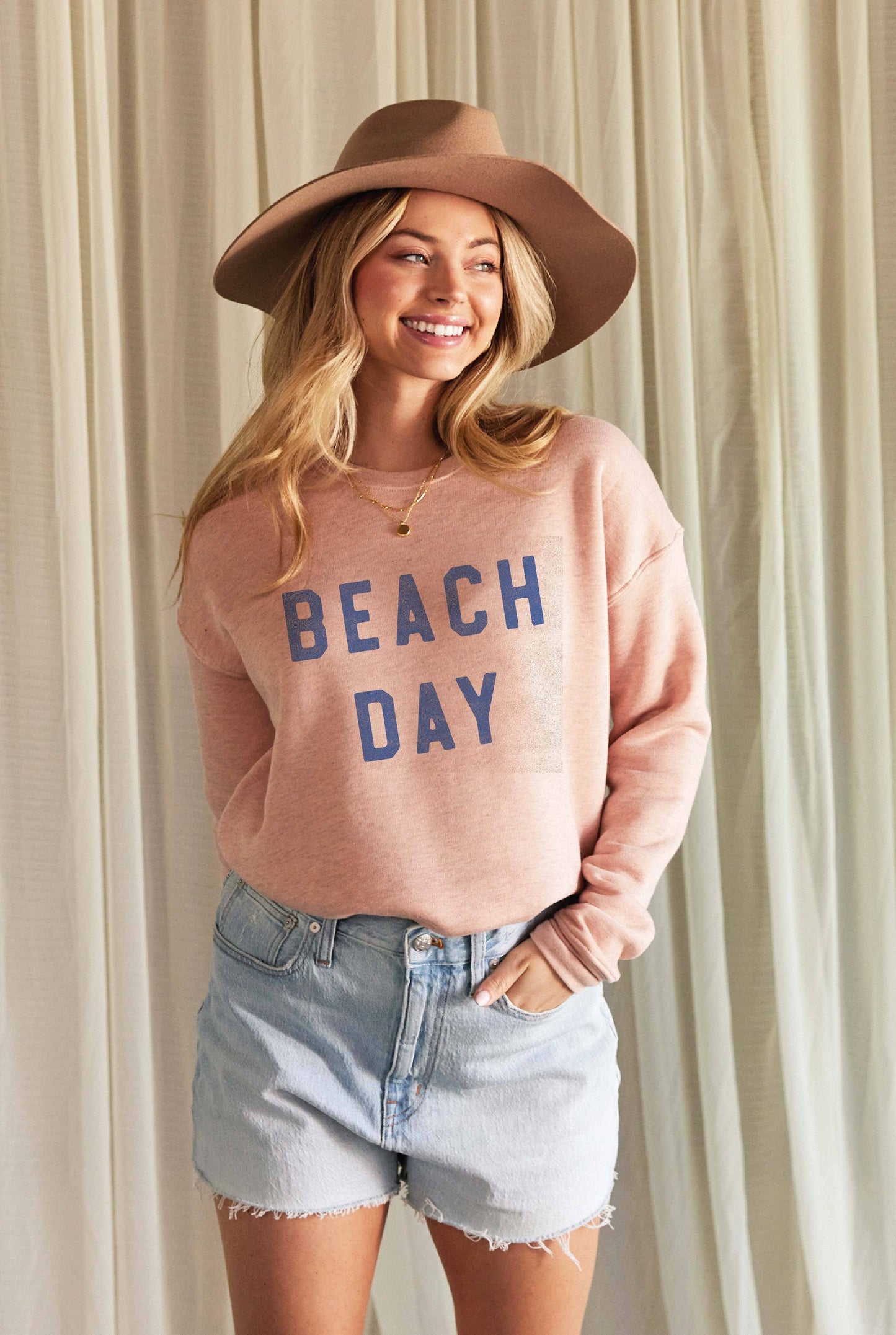 OAT COLLECTIVE - BEACH DAY Graphic Sweatshirt: L / LIGHT BLUE $60