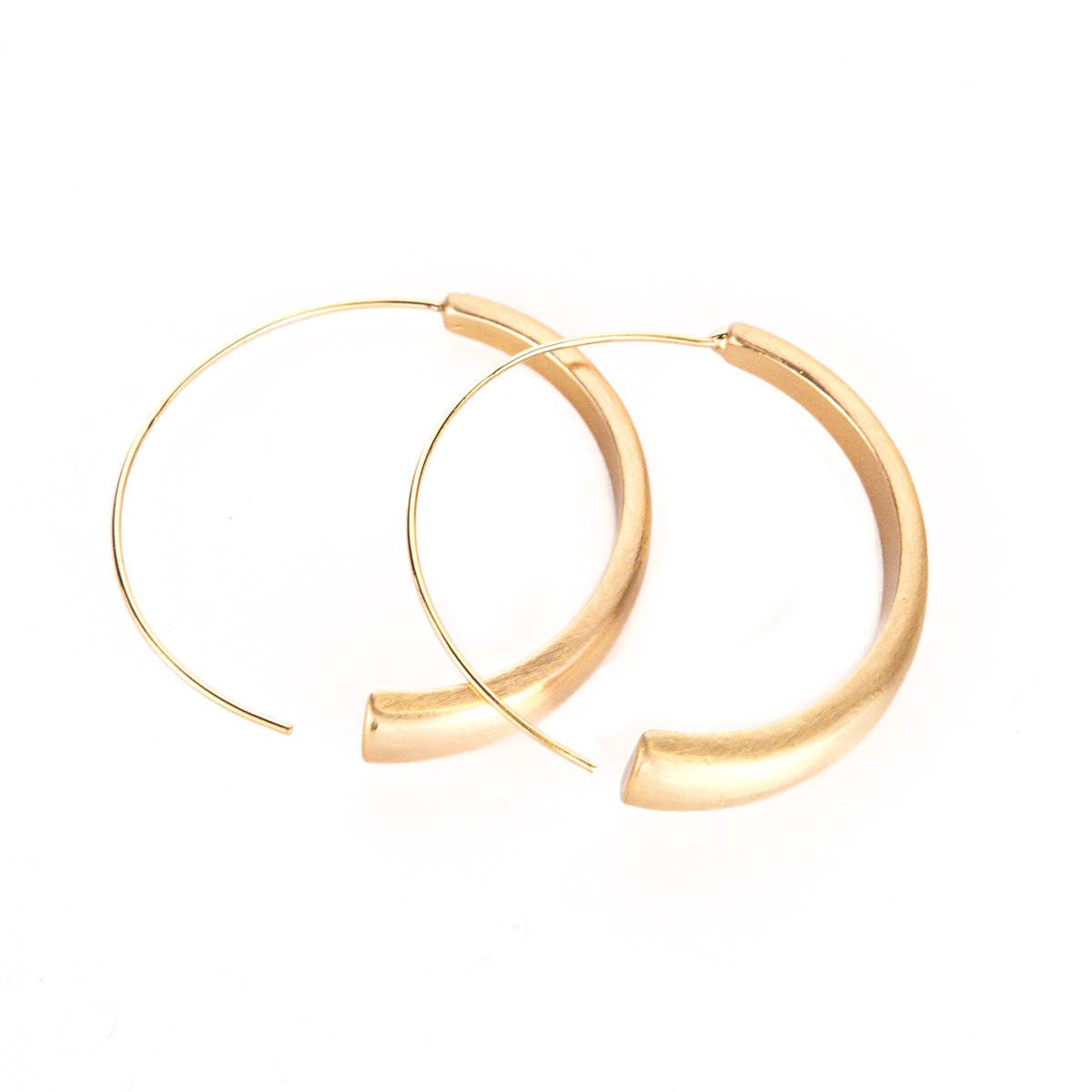 The Royal Standard - Portland Earrings   Gold   1.6"